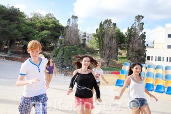 Activités sportives de l'école de langue à Malte